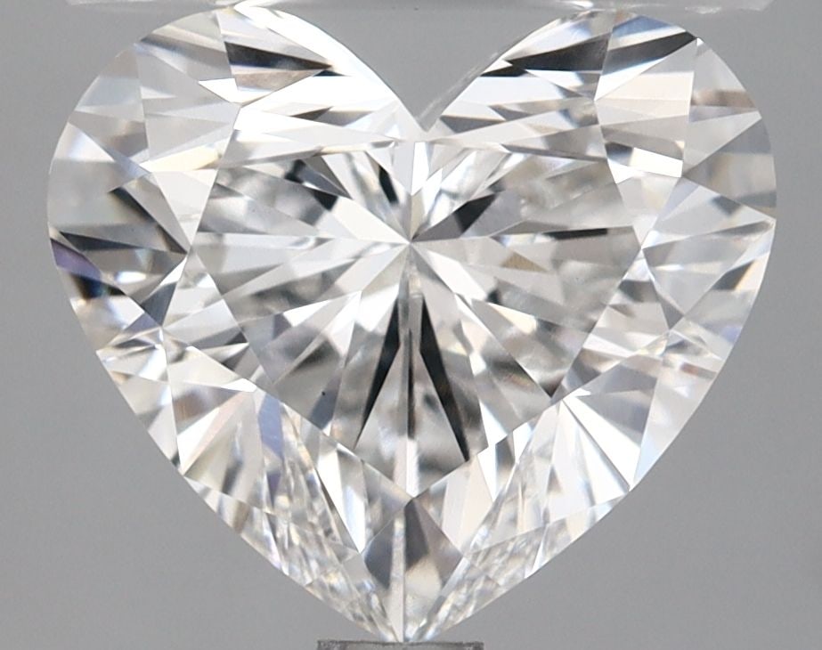 IGI Heart 2.52ct E VVS2 Loose Lab Diamond: IGI Heart 2.52ct E VVS2 Loose Lab Diamond A rare opportunity to own a truly unique gem, this 2.52ct IGI-certified lab-grown diamond boasts exceptional clarity (VVS2) and color (E), with a flawless cut