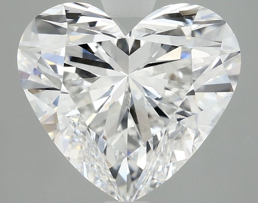 IGI Heart 4.03ct E VVS2 Loose Lab Diamond: IGI Heart 4.03ct E VVS2 Loose Lab Diamond Experience the brilliance of a lab-grown diamond, certified by IGI as a stunning 4.03ct E VVS2 loose gemstone. With its exceptional cut, color, and clarity, t
