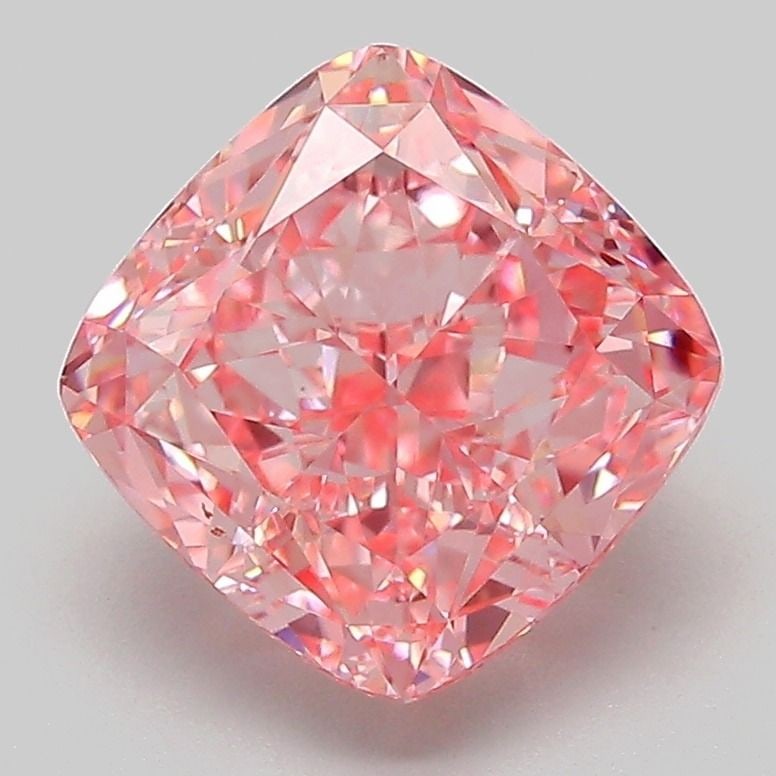 Loose Lab Diamond - IGI Cushion Modified 3.09ct Fancy Vivid Pink VVS2: Loose Lab Diamond - IGI Cushion Modified 3.09ct Fancy Vivid Pink VVS2 A stunning Fancy Vivid Pink lab diamond, certified by the International Gemological Institute (IGI), boasts exceptional clarity an