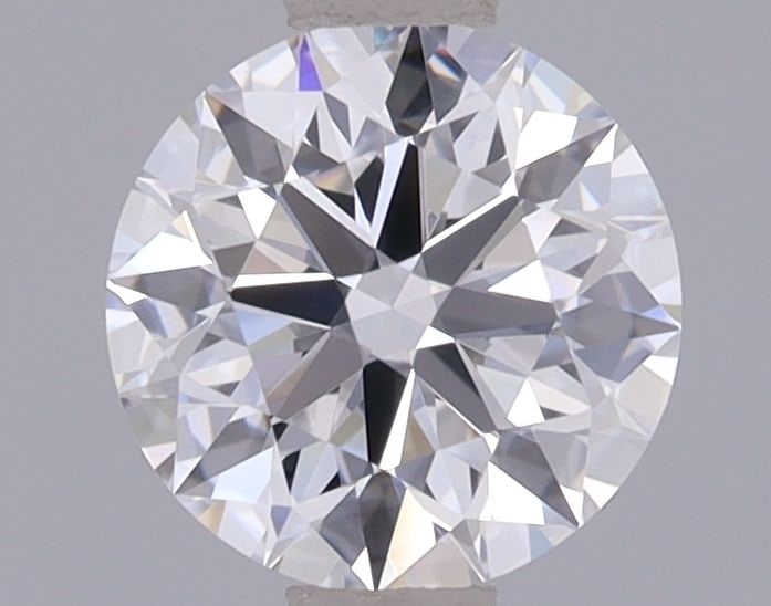 IGI Round 1.0ct D VVS2 Ideal Loose Lab Diamond: IGI Round 1.0ct D VVS2 Ideal Loose Lab Diamond A rare and exceptional lab-grown diamond, certified by the International Gemological Institute (IGI), boasts impressive clarity with its VVS2 grade, boas