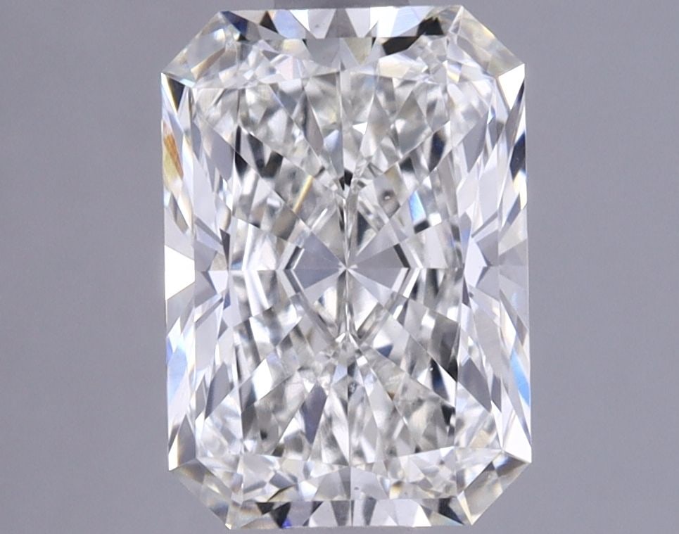 IGI Radiant 1.67ct G VVS2 Loose Lab Diamond: IGI Radiant 1.67ct G VVS2 Loose Lab Diamond A rare and exceptional lab-grown diamond, certified by the International Gemological Institute (IGI) as G color, VVS2 clarity, and featuring an EX polish an