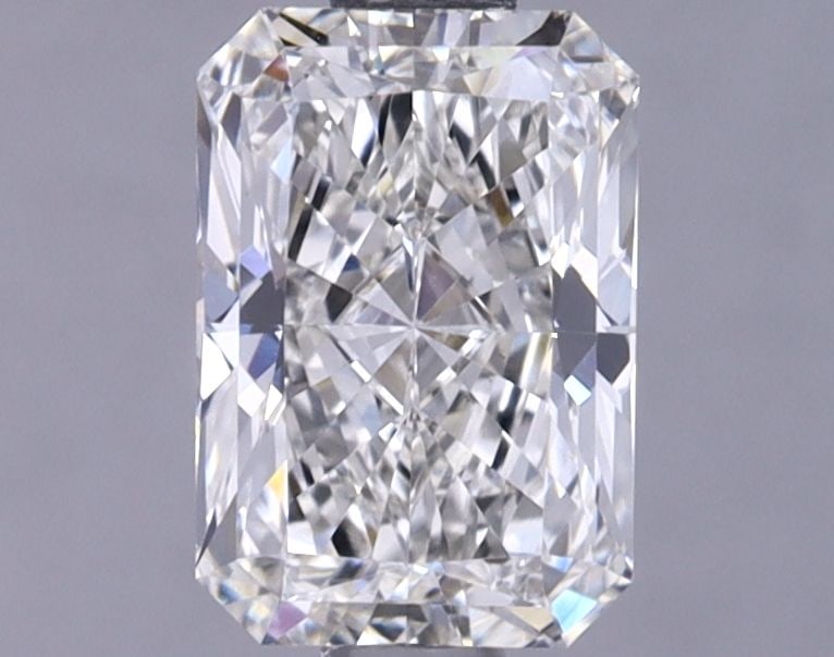 IGI Radiant 1.02ct G VVS2 Loose Lab Diamond: IGI Radiant 1.02ct G VVS2 Loose Lab Diamond Experience the brilliance of a lab-grown diamond, certified by IGI as a radiant 1.02ct G VVS2 loose gemstone with exceptional cut, color, and clarity. Its E