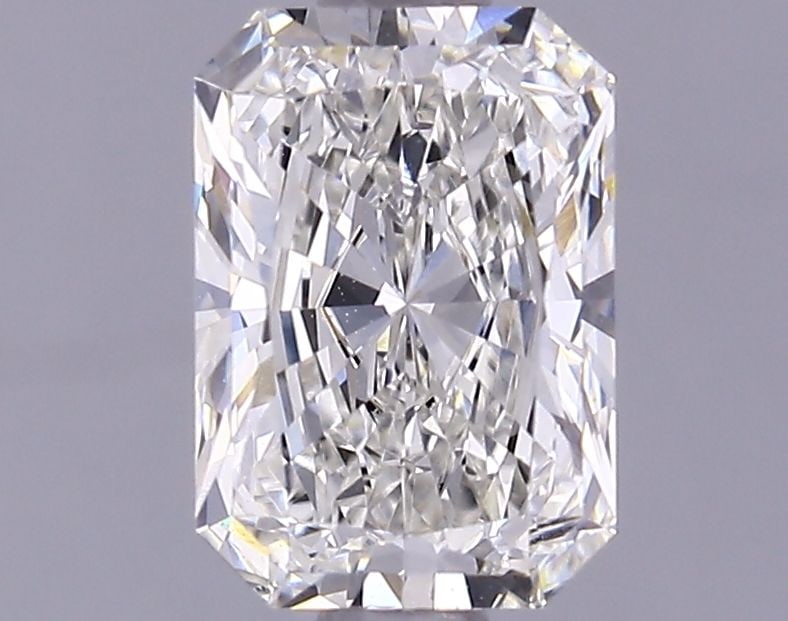 IGI Radiant 1.17ct G VVS2 Loose Lab Diamond: IGI Radiant 1.17ct G VVS2 Loose Lab Diamond Experience the brilliance of a lab-grown diamond, certified by IGI as G in color and VVS2 in clarity, with exceptional cut, polish, and symmetry. This 1.17c