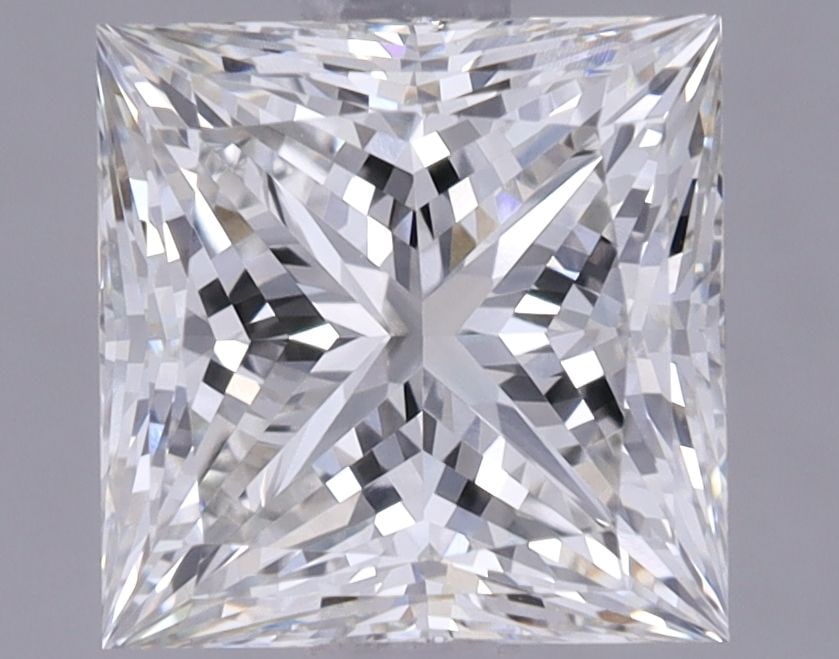 IGI Princess 1.85ct G VVS2 Loose Lab Diamond: IGI Princess 1.85ct G VVS2 Loose Lab Diamond Experience the brilliance of nature, without the environmental impact - this stunning IGI Princess lab-grown diamond boasts exceptional clarity (VVS2) and