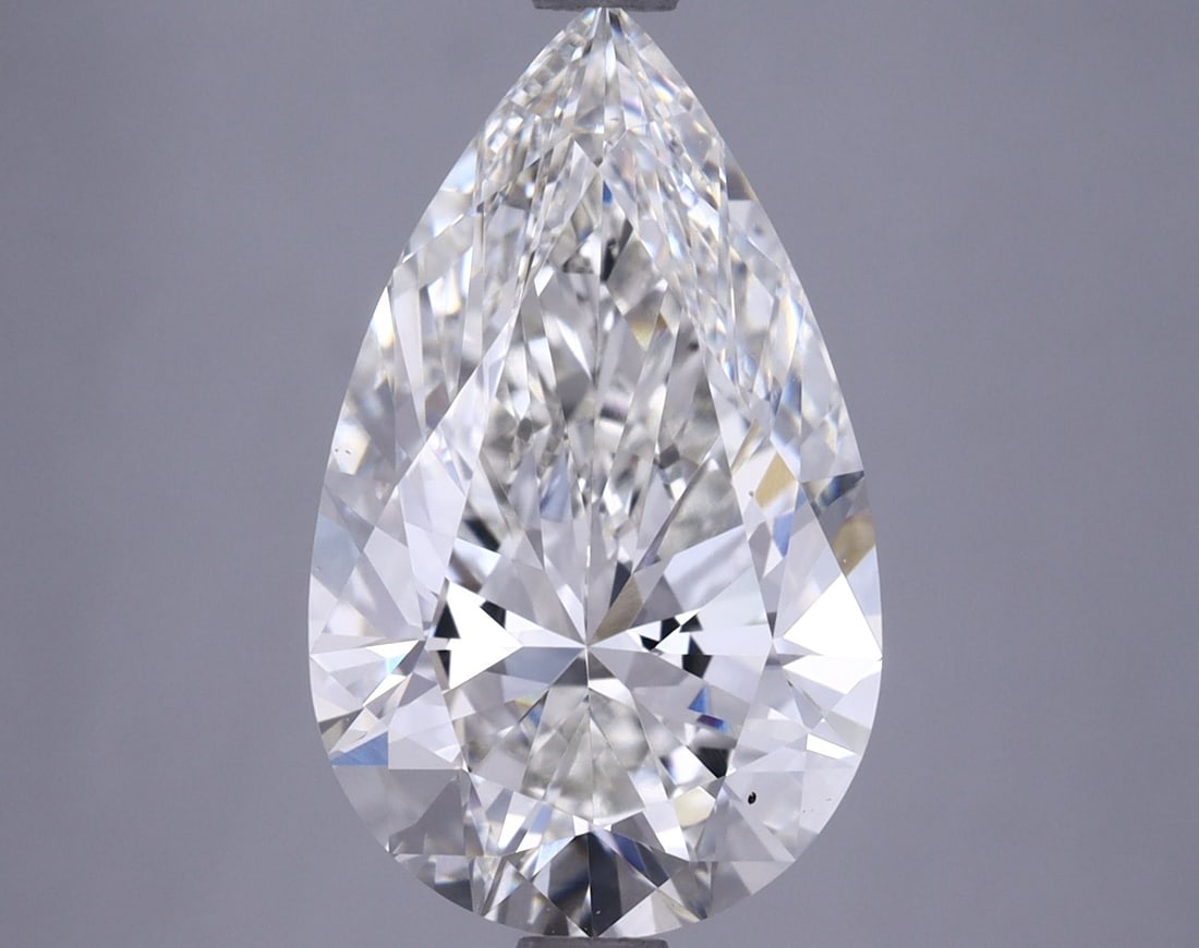 Loose Lab Diamond - IGI Pear 3.65ct G VVS2: Loose Lab Diamond - IGI Pear 3.65ct G VVS2 A rare and exceptional lab-grown diamond, this 3.65ct IGI-certified pear-shaped gem boasts an impressive G color, VVS2 clarity, and EX polish and symmetry. I