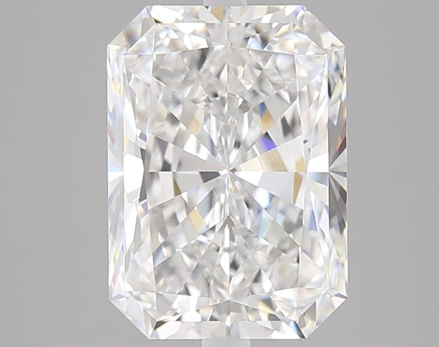 IGI Radiant 4.07ct D VVS1 Loose Lab Diamond: IGI Radiant 4.07ct D VVS1 Loose Lab Diamond Experience the brilliance of nature, crafted in a lab for unparalleled quality and consistency. This exquisite IGI Radiant 4.07ct D VVS1 loose lab diamond b