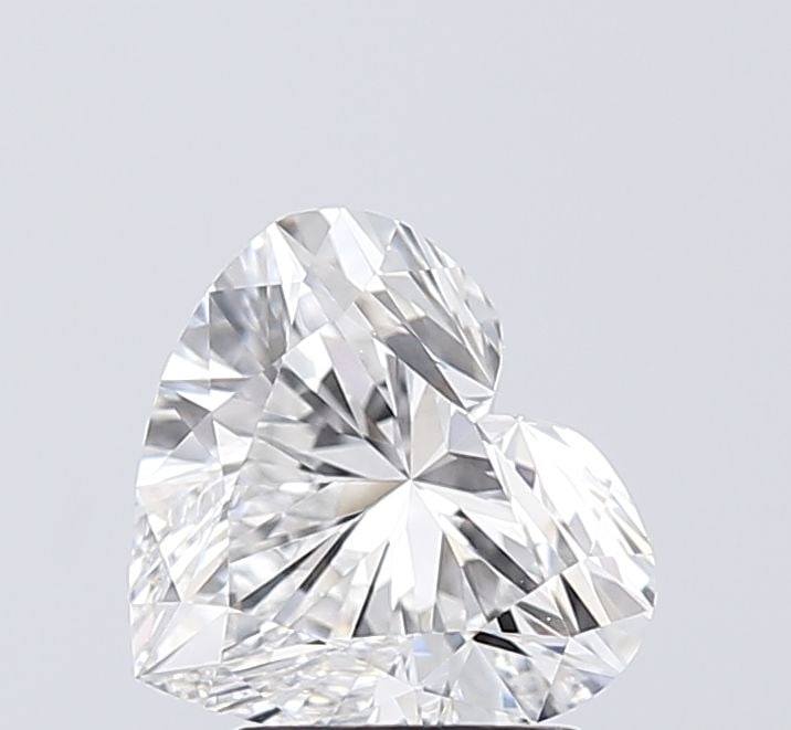 Loose Lab Diamond - IGI Heart 2.12ct D VVS2: Loose Lab Diamond - IGI Heart 2.12ct D VVS2 A rare and exceptional lab-grown diamond, certified by the International Gemological Institute (IGI), boasts an impressive 2.12 carats of flawless VVS2 clar