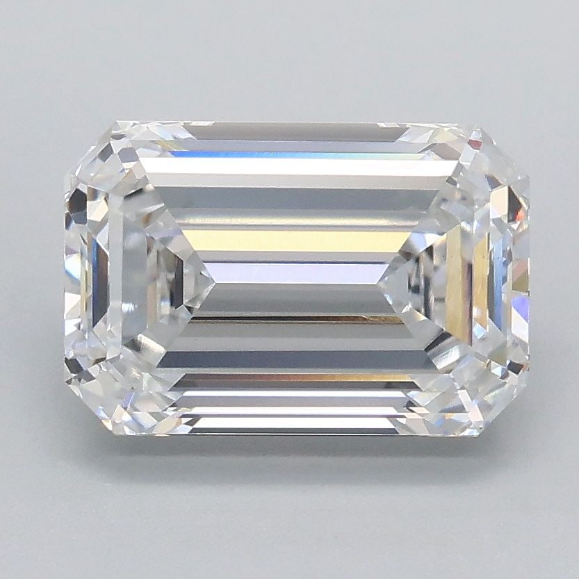 Loose Lab Diamond - IGI Emerald 2.08ct E VVS2: Loose Lab Diamond - IGI Emerald 2.08ct E VVS2 A rare and exceptional lab-grown diamond, this 2.08ct IGI Emerald boasts an impressive VVS2 clarity grade, giving it unparalleled brilliance and fire. Its