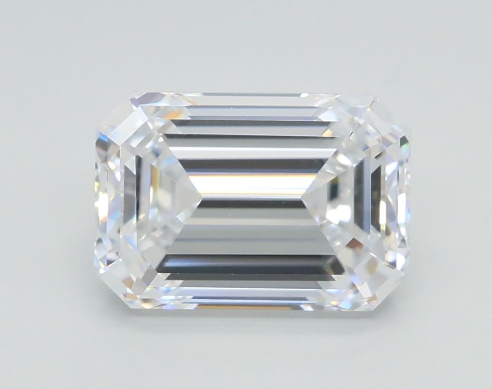Loose Lab Diamond - GIA Emerald 2.08ct D IF: Loose Lab Diamond - GIA Emerald 2.08ct D IF Experience the exceptional beauty of a genuine lab-grown diamond, certified by the prestigious GIA as an Emerald 2.08ct D IF. This flawless stone boasts a d