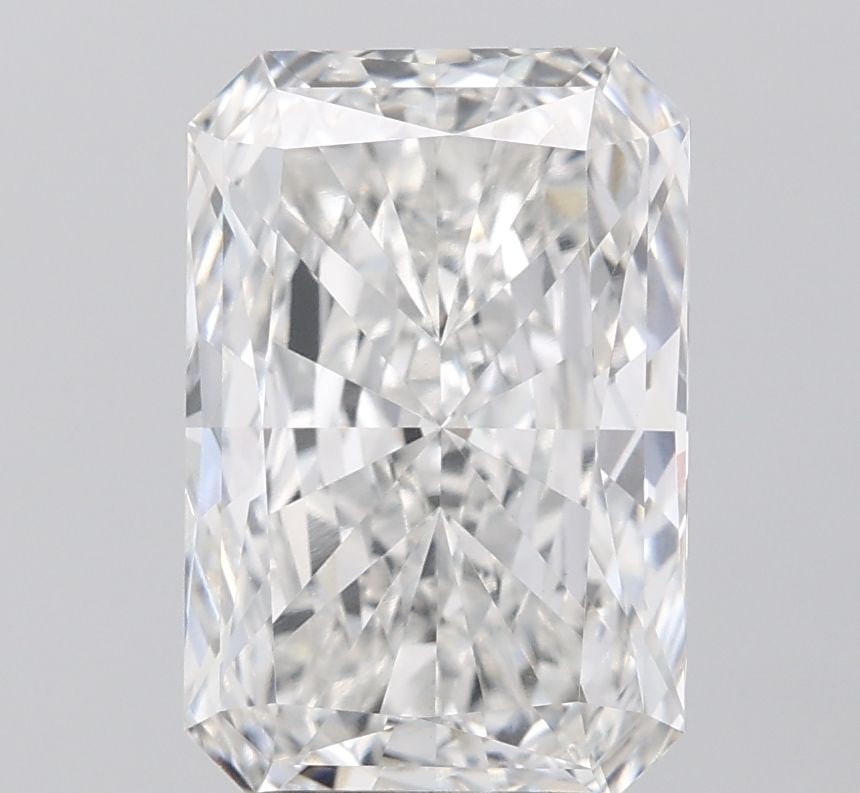 IGI Radiant 4.06ct F VVS2 Loose Lab Diamond: IGI Radiant 4.06ct F VVS2 Loose Lab Diamond Experience the brilliance of nature with this exceptional 4.06ct IGI Radiant lab-grown diamond, boasting an impressive F color and VVS2 clarity. Its EX