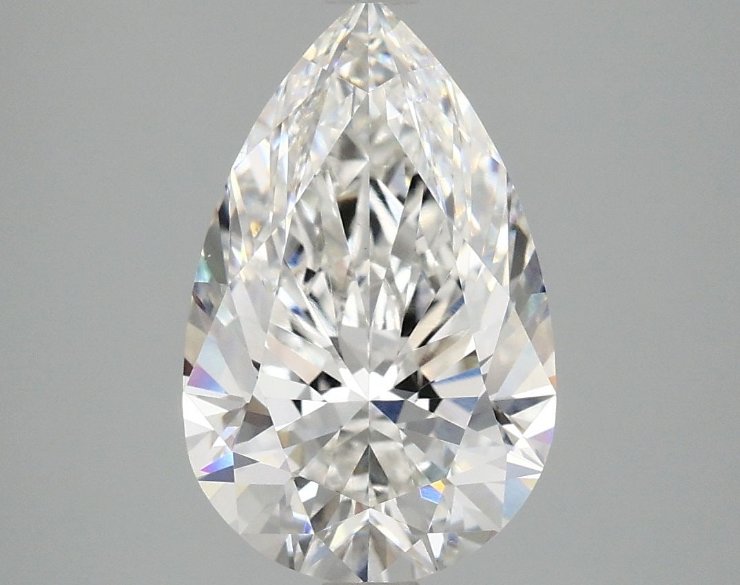 Loose Lab Diamond - IGI Pear 3.08ct F VVS2: Loose Lab Diamond - IGI Pear 3.08ct F VVS2 A stunning lab-grown pear-shaped diamond, certified by the International Gemological Institute (IGI), boasts exceptional clarity and color. With its impressi