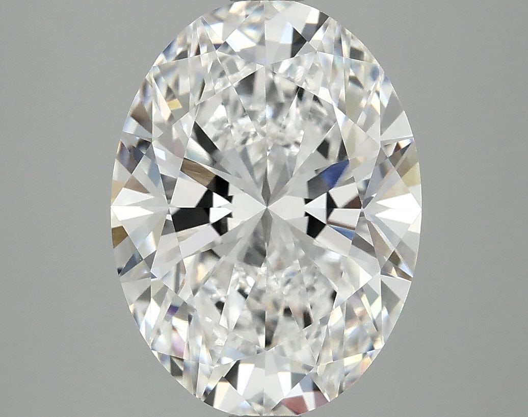 IGI Oval 4.01ct E VVS2 Loose Lab Diamond: IGI Oval 4.01ct E VVS2 Loose Lab Diamond A stunning IGI Oval cut diamond, weighing 4.01 carats, boasts exceptional clarity with an E color and EX polish, giving it a radiant appearance. Certified by t