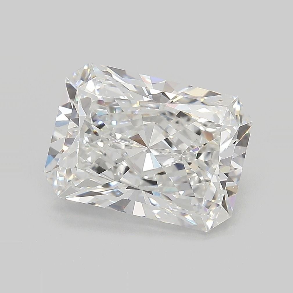 IGI Radiant 4.09ct E VVS2 Loose Lab Diamond: IGI Radiant 4.09ct E VVS2 Loose Lab Diamond Experience the brilliance of nature in a lab-grown diamond, certified by IGI as a radiant 4.09ct E VVS2 loose gemstone. This exceptional diamond boasts an E