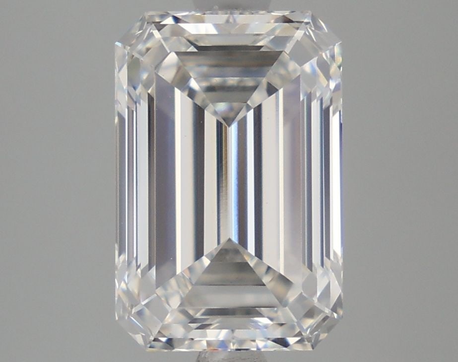 Loose Lab Diamond - IGI Emerald 3.7ct F VVS2: Loose Lab Diamond - IGI Emerald 3.7ct F VVS2 A stunning lab-grown emerald-cut diamond, certified by the International Gemological Institute (IGI) as F color, VVS2 clarity, and EX polish and symmetry.