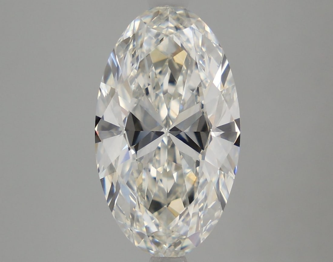 IGI Oval 4.5ct G VVS2 Loose Lab Diamond: IGI Oval 4.5ct G VVS2 Loose Lab Diamond Experience the exceptional quality of this stunning 4.5ct IGI Oval lab-grown diamond, boasting an impressive G color, VVS2 clarity, and EX polish and symmetry.