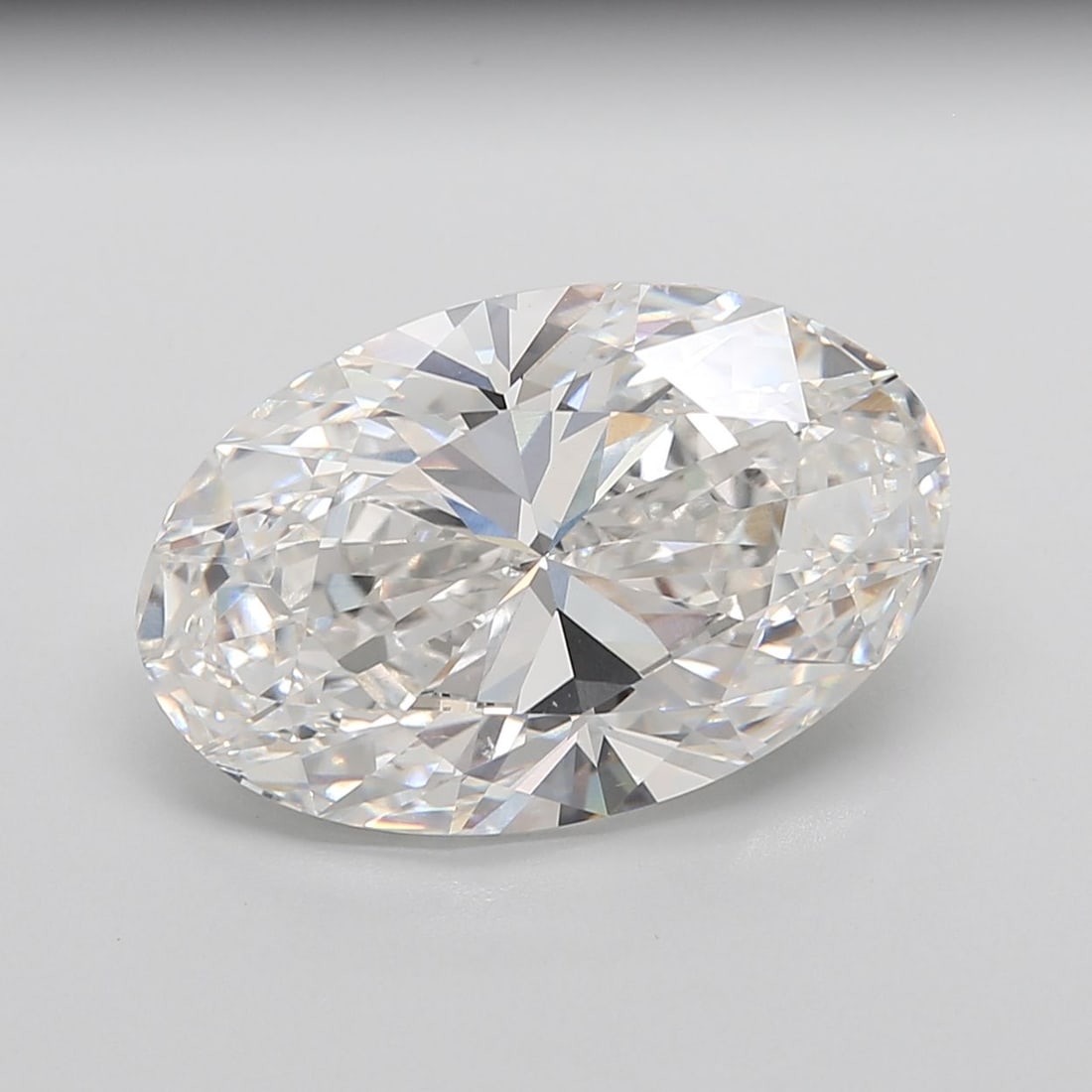 IGI Oval 15.09ct F VVS2 Loose Lab Diamond: IGI Oval 15.09ct F VVS2 Loose Lab Diamond Experience the unparalleled brilliance of a lab-grown diamond, certified by IGI as an exceptional F color, VVS2 clarity, and EX polish. This stunning 15.09ct