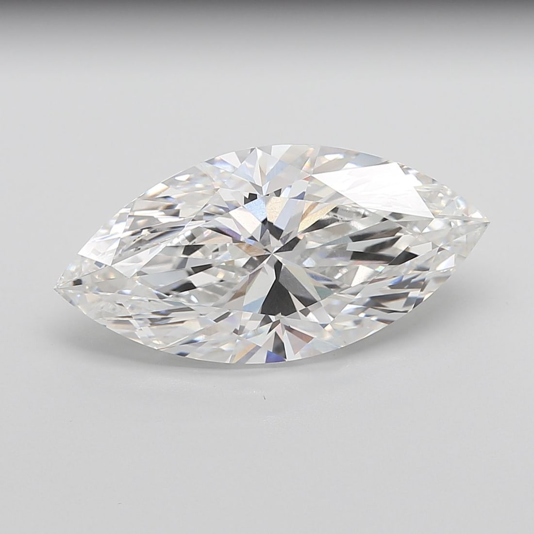 IGI Marquise Diamond 11.33ct F VVS2 Loose: IGI Marquise Diamond 11.33ct F VVS2 Loose Experience the beauty of a lab-grown marquise diamond, certified by IGI as F color, VVS2 clarity, and EX polish and symmetry. This stunning 11.33ct stone boas