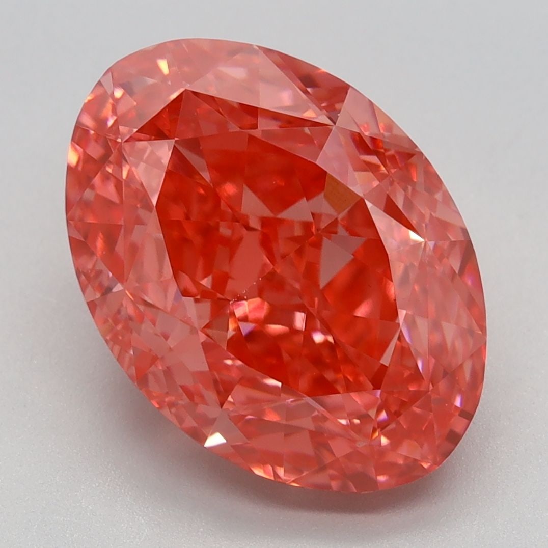 IGI Oval 5.31ct Fancy Vivid Pink VVS2 Loose Lab Diamond: IGI Oval 5.31ct Fancy Vivid Pink VVS2 Loose Lab Diamond Experience the rare beauty of a Fancy Vivid Pink diamond, boasting an exceptional 5.31 carat weight and VVS2 clarity for unparalleled brilliance