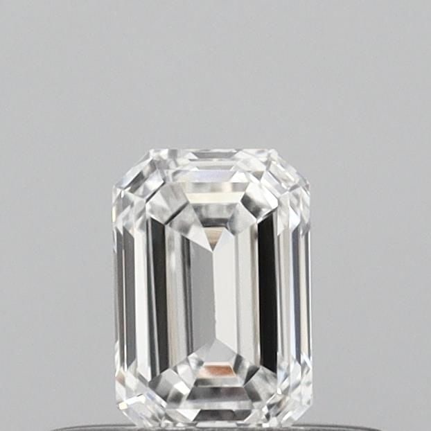 Loose Lab Diamond - IGI Emerald 0.3ct D VVS2: Loose Lab Diamond - IGI Emerald 0.3ct D VVS2 A rare and exceptional lab-grown diamond, certified by the International Gemological Institute (IGI), boasts an impressive 0.3 carat size with a color grad