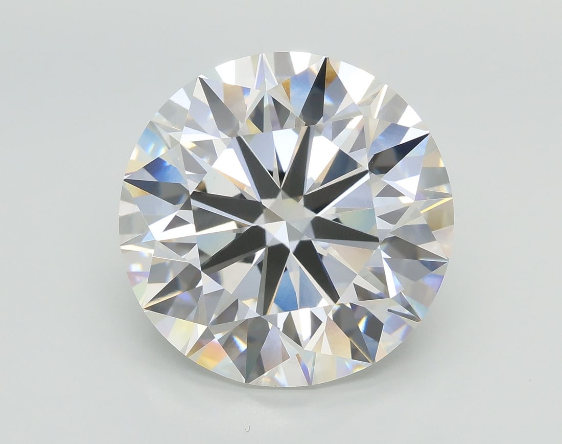 IGI Round 8.49ct G VVS2 Ideal Loose Lab Diamond: IGI Round 8.49ct G VVS2 Ideal Loose Lab Diamond Experience the brilliance of a lab-grown diamond, certified by IGI as a stunning 8.49ct G VVS2 Ideal Round. This exceptional stone boasts an EX polish a