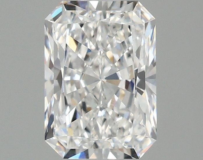 IGI Radiant 1.44ct E VVS2 Loose Lab Diamond: IGI Radiant 1.44ct E VVS2 Loose Lab Diamond Experience the brilliance of nature without the environmental impact - this stunning IGI Radiant 1.44ct E VVS2 loose lab diamond shines with exceptional cla