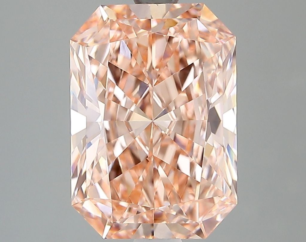 IGI Radiant 2.86ct Fancy Vivid Pink VVS2 Loose Lab Diamond: IGI Radiant 2.86ct Fancy Vivid Pink VVS2 Loose Lab Diamond Experience the rare beauty of a Fancy Vivid Pink diamond, one of the most coveted colors in the world of gemstones. This exquisite 2.86ct lab