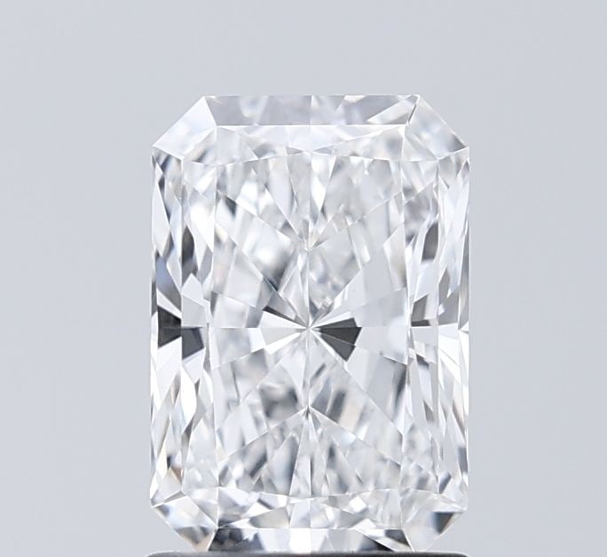 IGI Radiant 1.55ct E VVS2 Loose Lab Diamond: IGI Radiant 1.55ct E VVS2 Loose Lab Diamond Experience the brilliance of nature in a lab-grown diamond, certified by IGI as a flawless E color, VVS2 clarity stone with exceptional cut, polish, and sym