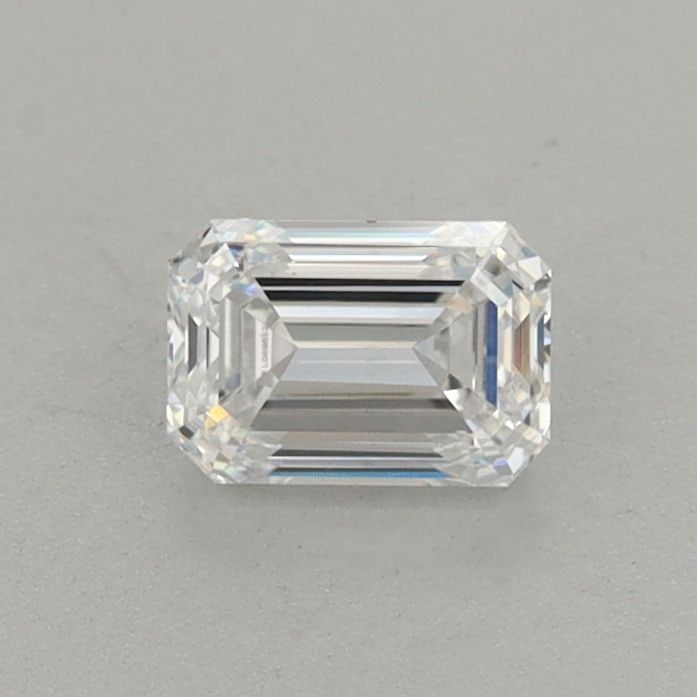 Loose Lab Diamond - IGI Emerald 0.56ct D VVS2: Loose Lab Diamond - IGI Emerald 0.56ct D VVS2 Experience the beauty of nature with this stunning lab-grown emerald diamond, certified by the International Gemological Institute (IGI) as D color, VVS2