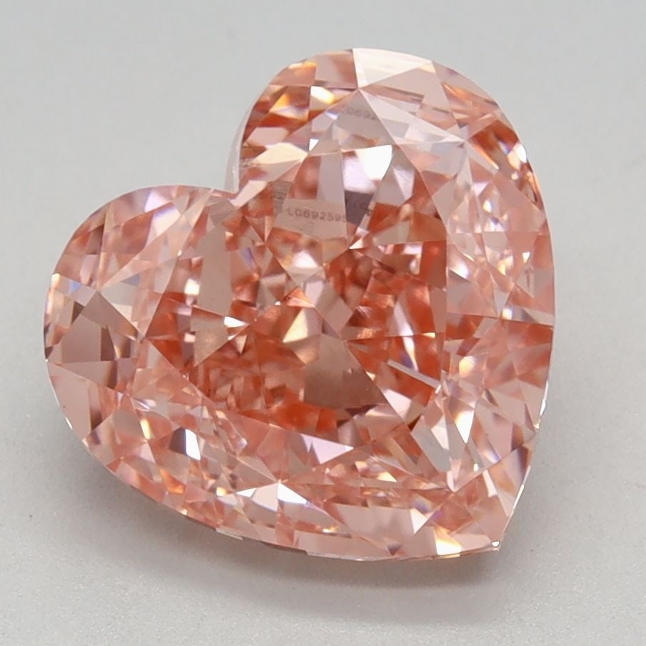 Loose Lab Diamond - IGI Heart 2.94ct Fancy Vivid Pink VVS2: Loose Lab Diamond - IGI Heart 2.94ct Fancy Vivid Pink VVS2 Experience the rare beauty of a lab-grown diamond, certified by IGI as Fancy Vivid Pink with exceptional clarity and cut. This stunning 2.94c