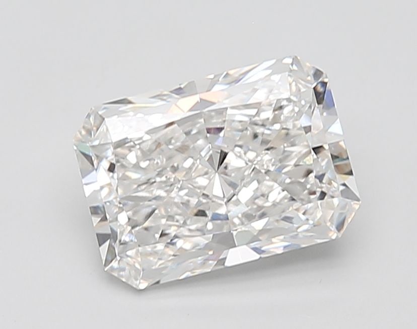 IGI Radiant 4.58ct G VVS2 Loose Lab Diamond: IGI Radiant 4.58ct G VVS2 Loose Lab Diamond Experience the brilliance of nature, minus the rarity and expense. This exquisite IGI Radiant cut diamond boasts a stunning 4.58 carats of colorless G clari