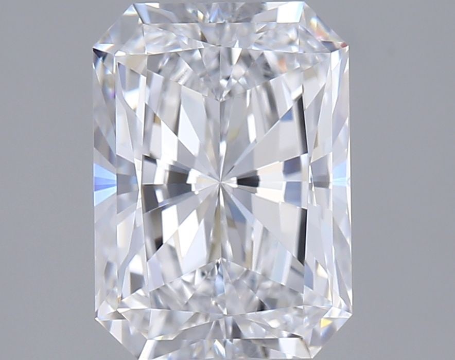 IGI Radiant 1.57ct D VVS2 Diamond: IGI Radiant 1.57ct D VVS2 Diamond Experience the brilliance of nature in this stunning 1.57ct IGI Radiant diamond, certified VVS2 for exceptional clarity and cut to perfection with an EX polish and sy