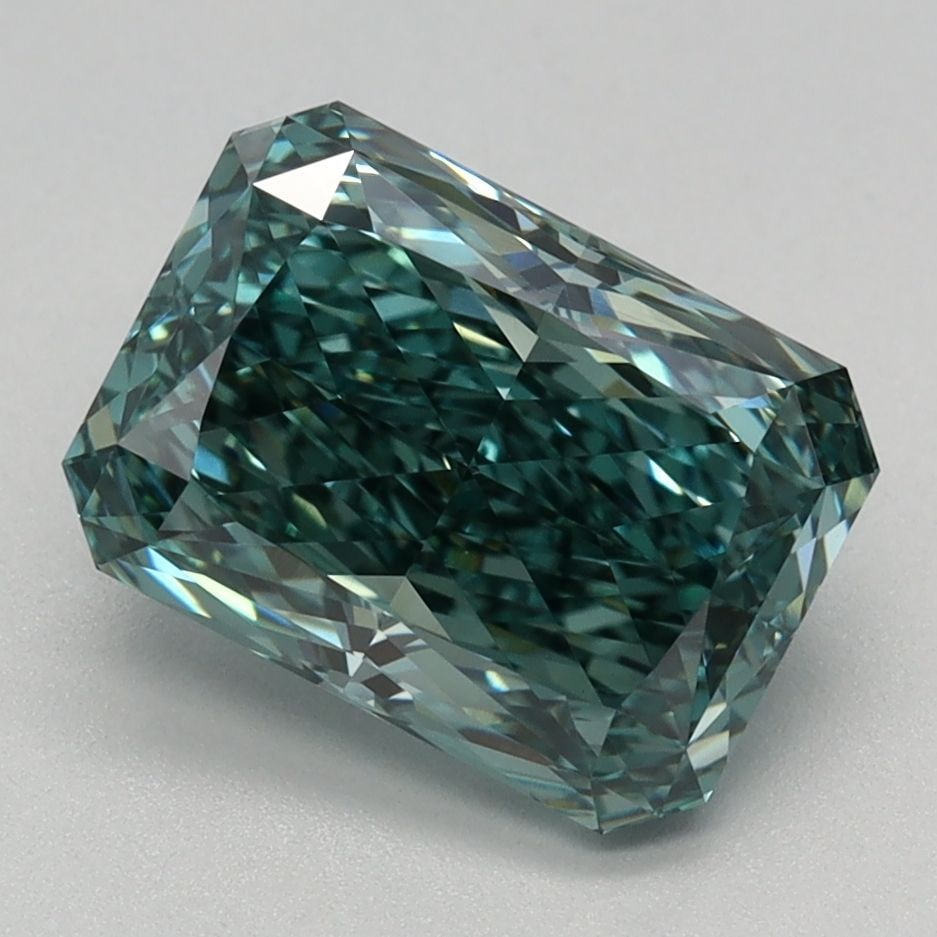 IGI Radiant 2.18ct Fancy Vivid Green VVS2 Loose Lab Diamond: IGI Radiant 2.18ct Fancy Vivid Green VVS2 Loose Lab Diamond Experience the rare beauty of a Fancy Vivid Green lab diamond, certified by IGI as VVS2 in clarity and EX in polish and symmetry. This stunn