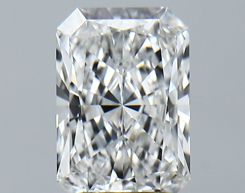IGI Radiant 2.84ct E VVS2 Loose Lab Diamond (1 of 1)