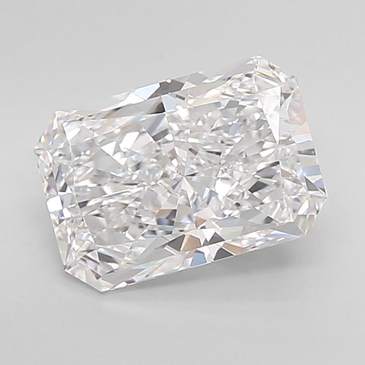 Loose Lab Diamond - GIA Radiant 3.59ct D VVS2: Loose Lab Diamond - GIA Radiant 3.59ct D VVS2 Experience the exceptional beauty of a genuine lab-grown diamond, certified by the renowned Gemological Institute of America (GIA). This stunning 3.59ct R