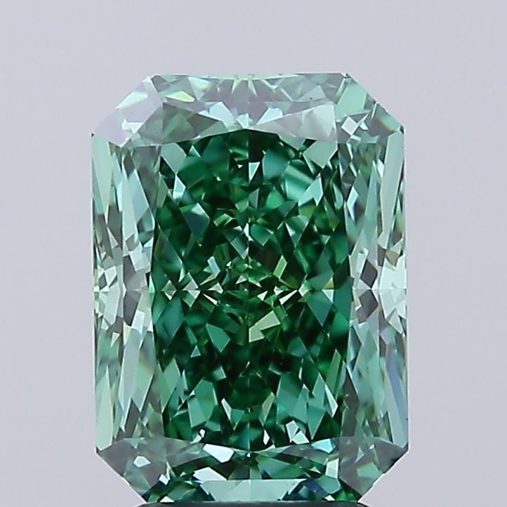 IGI Radiant 3.15ct Fancy Vivid Green VVS2 Loose Lab Diamond: IGI Radiant 3.15ct Fancy Vivid Green VVS2 Loose Lab Diamond Experience the breathtaking beauty of nature in this stunning 3.15ct Fancy Vivid Green VVS2 lab-grown diamond, certified by IGI and boasting