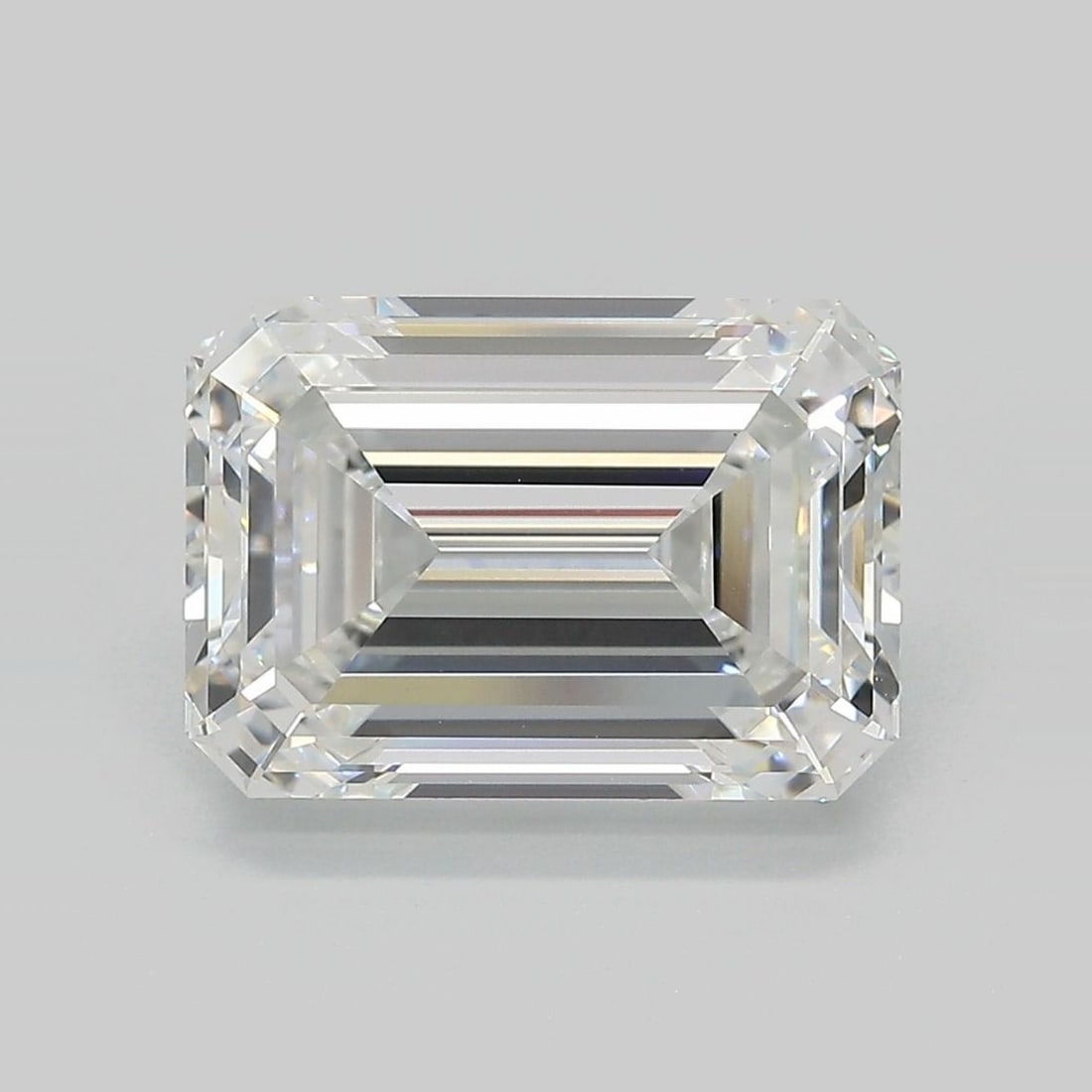 IGI Emerald 5.7ct F VVS2 Loose Lab Diamond: IGI Emerald 5.7ct F VVS2 Loose Lab Diamond Experience the unparalleled brilliance of a lab-grown emerald-cut diamond, boasting an impressive 5.7 carats in flawless VVS2 clarity and exceptional cut qua