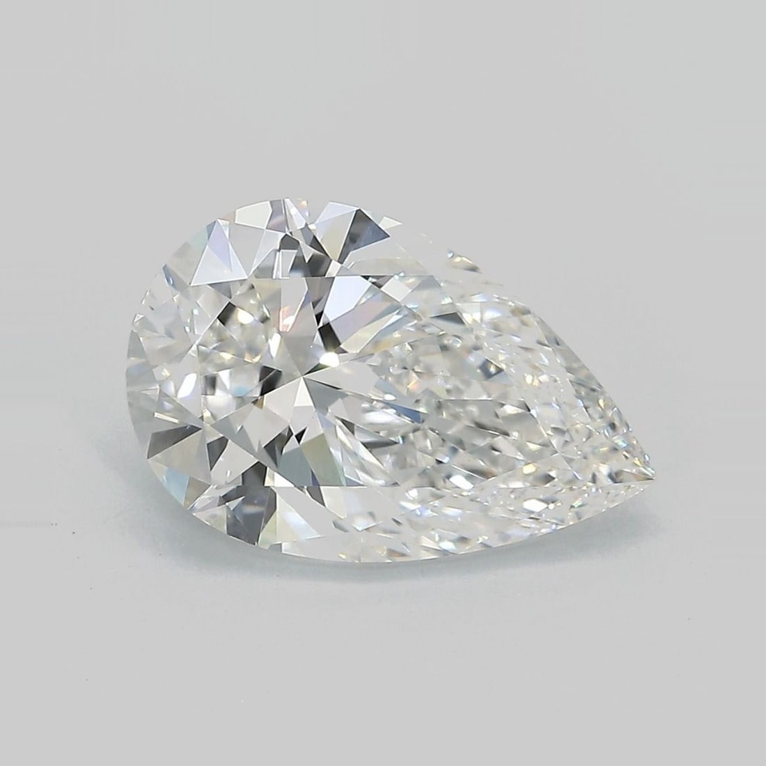 Loose Lab Diamond - IGI Pear 4.02ct E VVS2: Loose Lab Diamond - IGI Pear 4.02ct E VVS2 A rare and exceptional lab-grown diamond, this 4.02ct pear-shaped gem boasts an impressive color grade of E (near-colorless) and clarity of VVS2 (very, very