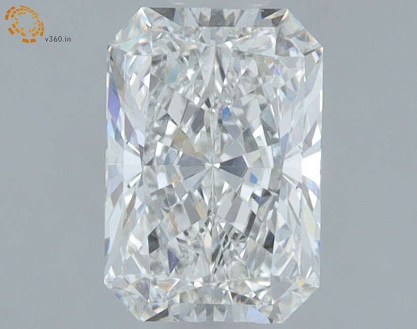 IGI Radiant 1.04ct G VVS2 Loose Lab Diamond: IGI Radiant 1.04ct G VVS2 Loose Lab Diamond Experience the exceptional brilliance of this 1.04ct IGI Radiant cut lab diamond, boasting an impressive VVS2 clarity grade and vibrant G color, making it a