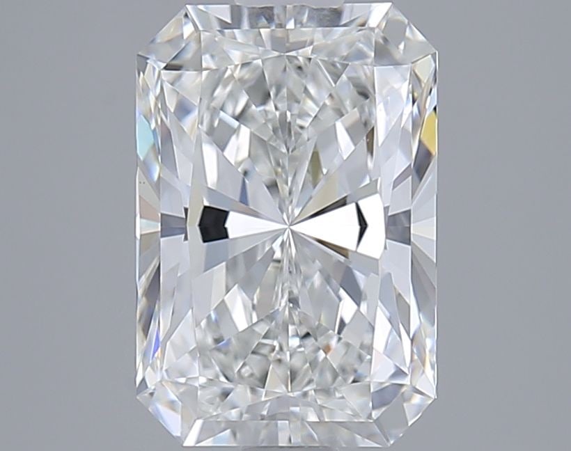IGI Radiant 2.01ct E VVS1 Loose Lab Diamond: IGI Radiant 2.01ct E VVS1 Loose Lab Diamond Experience the brilliance of a lab-grown diamond, certified by IGI as E color, VVS1 clarity, and EX polish, with exceptional symmetry. This 2.01ct radiant c