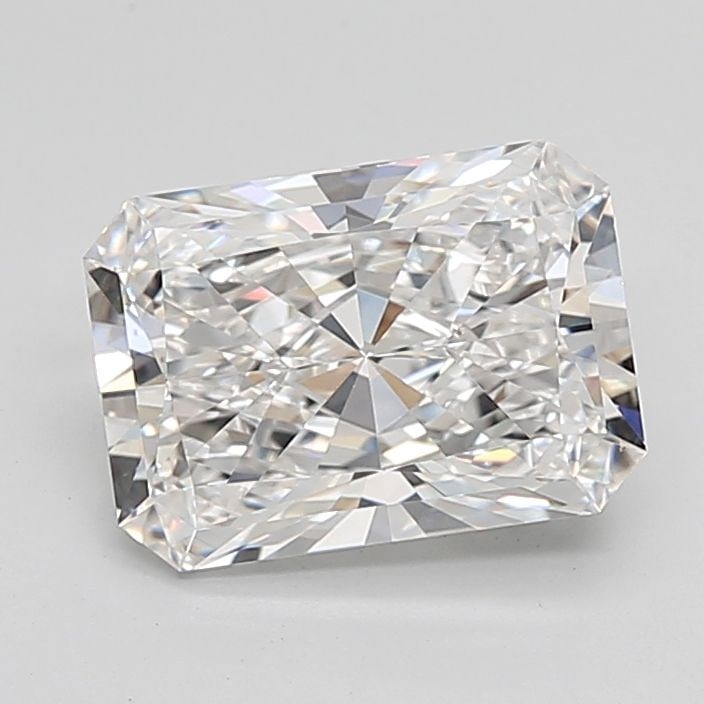 Loose Lab Diamond - GIA Radiant 5.07ct E VVS2: Loose Lab Diamond - GIA Radiant 5.07ct E VVS2 Experience the brilliance of a genuine lab-grown diamond, certified by the prestigious GIA as a radiant 5.07ct E VVS2. This exceptional stone boasts an EX