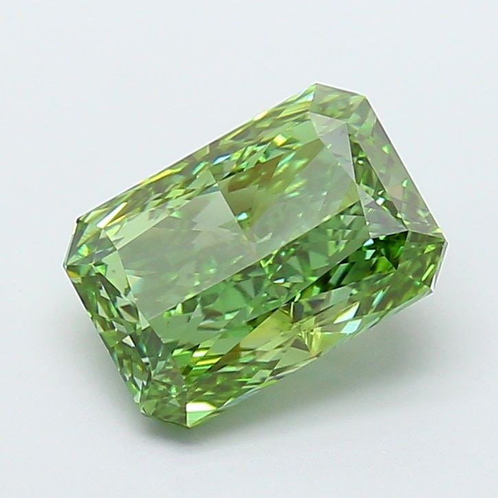 IGI Radiant 5.01ct Fancy Vivid Green VVS2 Loose Lab Diamond: IGI Radiant 5.01ct Fancy Vivid Green VVS2 Loose Lab Diamond Experience the breathtaking beauty of nature in a lab-grown diamond, boasting an exceptional 5.01ct Fancy Vivid Green VVS2 clarity and EX po