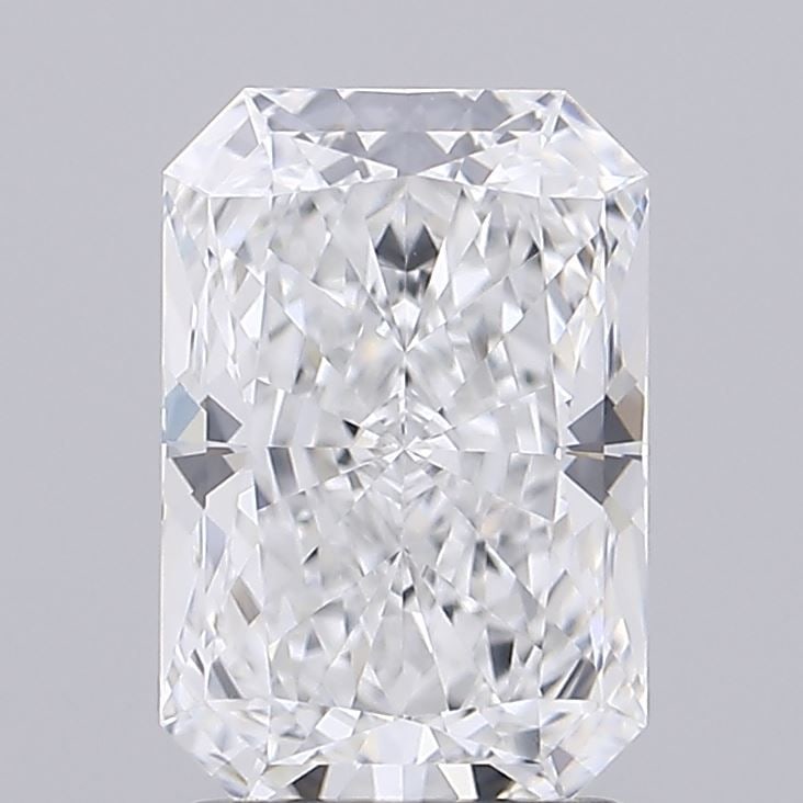 IGI Radiant 2.09ct D VVS1 Loose Lab Diamond: IGI Radiant 2.09ct D VVS1 Loose Lab Diamond Experience the brilliance of nature, without the environmental impact, with this stunning IGI Radiant 2.09ct D VVS1 loose lab diamond. Grown in a state-of-t