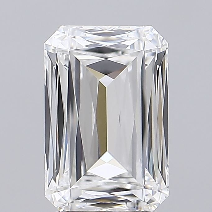IGI Radiant 3.01ct E VVS1 Loose Lab Diamond: IGI Radiant 3.01ct E VVS1 Loose Lab Diamond A truly unique and exceptional diamond, this 3.01ct IGI Radiant lab-grown gem boasts an impressive VVS1 clarity grade, showcasing its exceptional brilliance
