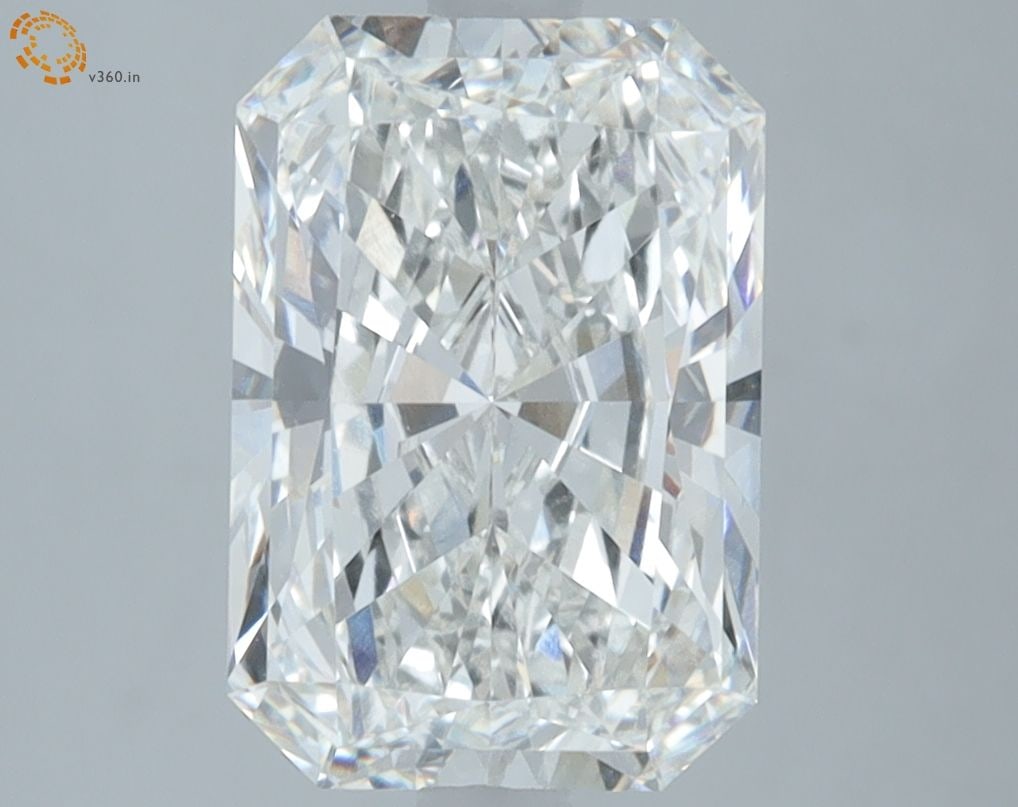 IGI Radiant 3.07ct G VVS2 Loose Lab Diamond: IGI Radiant 3.07ct G VVS2 Loose Lab Diamond Experience the brilliance of a lab-grown diamond, certified by IGI as a radiant G VVS2, weighing 3.07 carats with exceptional cut, color, and clarity. This