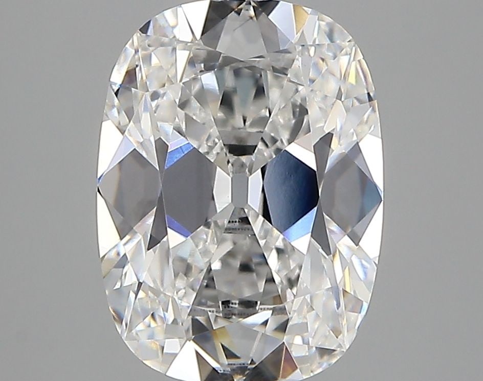IGI Cushion Modified 3.14ct E VVS2 Loose Lab Diamond: IGI Cushion Modified 3.14ct E VVS2 Loose Lab Diamond Experience the brilliance of a lab-grown diamond, certified by IGI as an E color, VVS2 clarity, and EX polish, making it a true gem for those