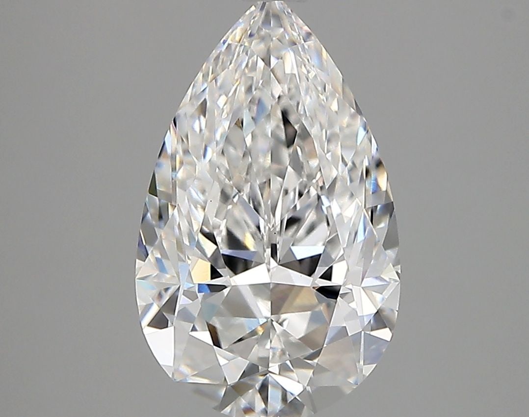 Loose Lab Diamond - IGI Pear 2.75ct E VVS2: Loose Lab Diamond - IGI Pear 2.75ct E VVS2 A stunning lab-grown pear-shaped diamond, certified by the International Gemological Institute (IGI) as E color and VVS2 clarity, boasts exceptional cut