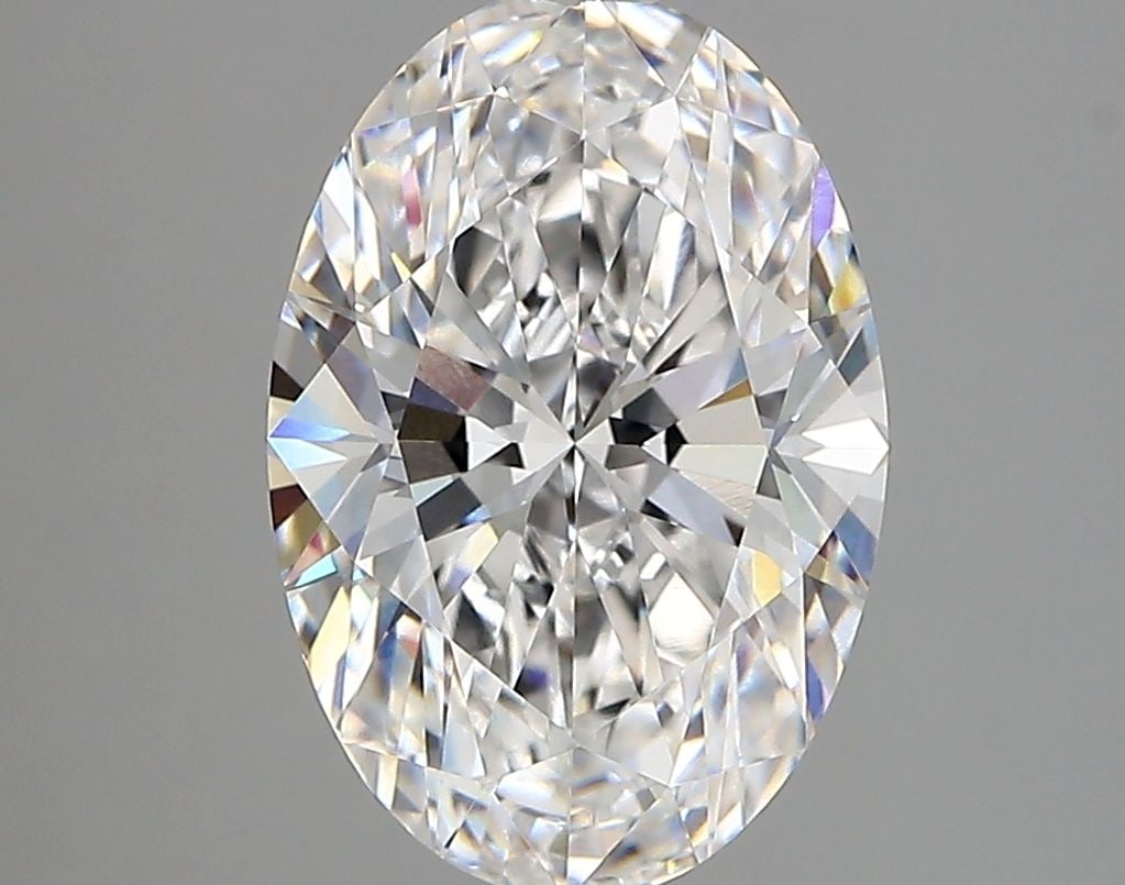 IGI Oval 3.01ct D VVS2 Loose Lab Diamond: IGI Oval 3.01ct D VVS2 Loose Lab Diamond A rare and exceptional oval-cut lab diamond, certified by the International Gemological Institute (IGI), boasts an impressive 3.01 carats of flawless VVS2