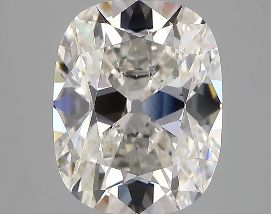 IGI Cushion Modified 3.36ct G VVS2 Loose Lab Diamond: IGI Cushion Modified 3.36ct G VVS2 Loose Lab Diamond Experience the brilliance of a lab-grown diamond, certified by IGI as a stunning 3.36ct G VVS2 loose gemstone. With exceptional cut, color, and cla