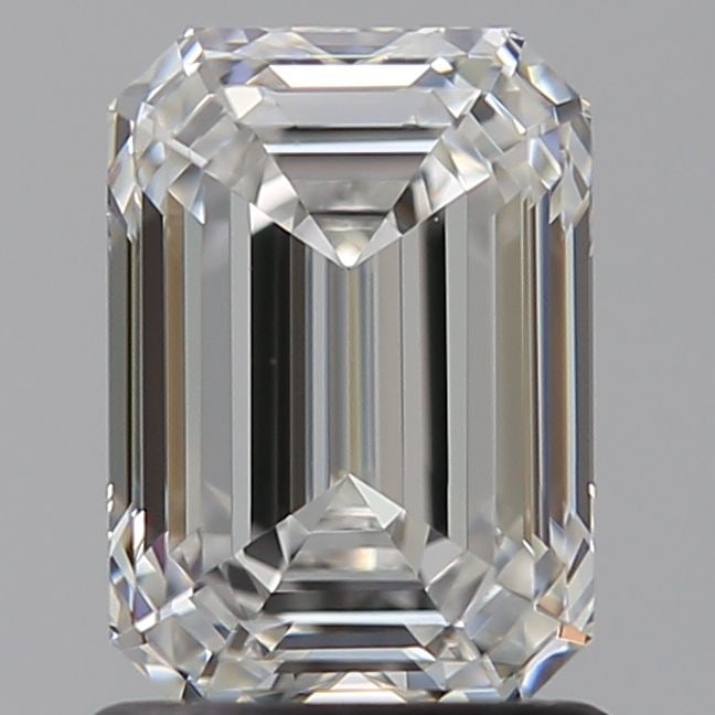 Loose Lab Diamond - IGI Emerald 1.52ct E VVS2: Loose Lab Diamond - IGI Emerald 1.52ct E VVS2 A stunning lab-grown diamond, certified by the International Gemological Institute (IGI), boasts exceptional clarity and color. With its impressive 1.52 c