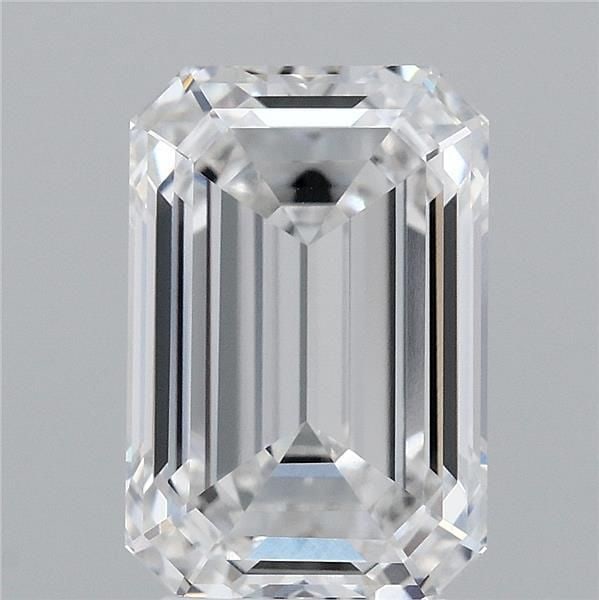 Loose Lab Diamond - IGI Emerald 4.06ct D VVS2: Loose Lab Diamond - IGI Emerald 4.06ct D VVS2 A rare and exceptional lab-grown diamond, certified by the International Gemological Institute (IGI), boasts an impressive 4.06 carats of colorless brilli